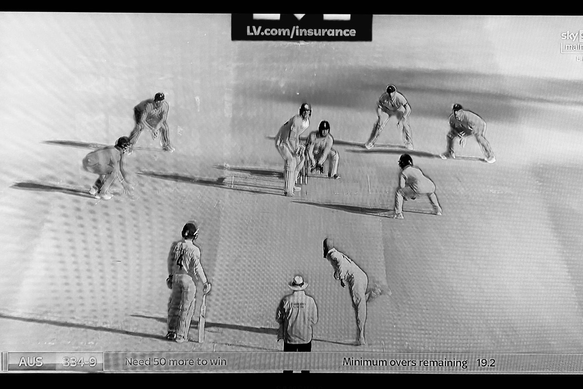 73aa8036-6f52-4410-b508-68b95a6ae033.jpg Cricket match on TV
